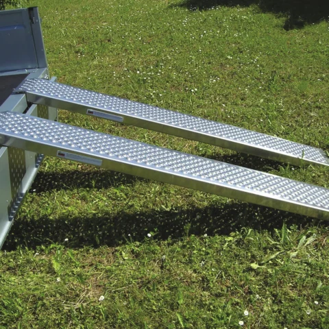 Rampe de chargement Trailers Equipment 1FK6656