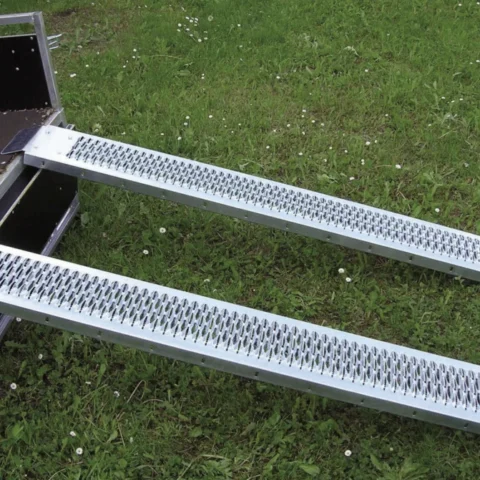 Rampe de chargement TRAILERS EQUIPMENT 1FK6739