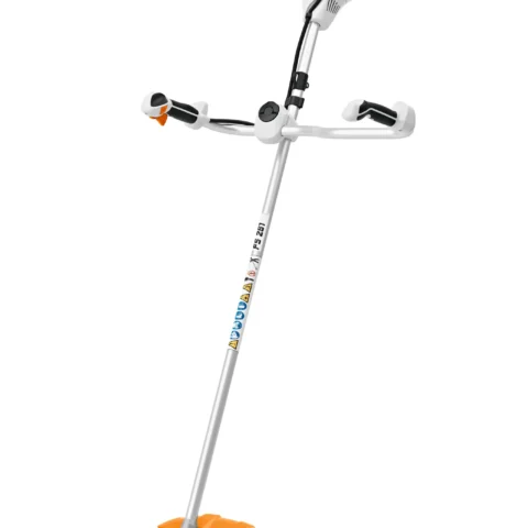STIHL FS 261 C-E Débroussailleuse thermique professionnelle / Couteau taillis 300-3 - photo produit