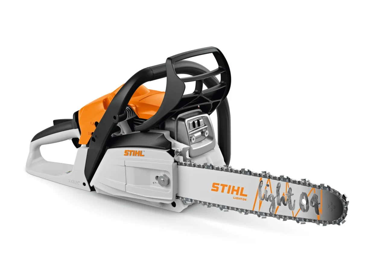 STIHL MS 212 Tronçonneuse thermique puissante et polyvalente - photo produit