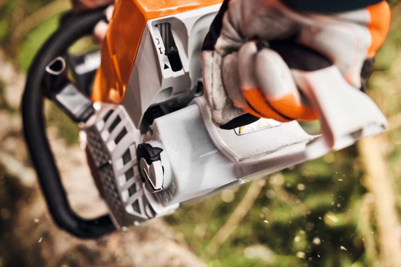 STIHL MS 400 C-M, Guide S 55cm – 3/8″ (36 RS) – Guide S 55cm – 3/8″ (36 RS) - en situation