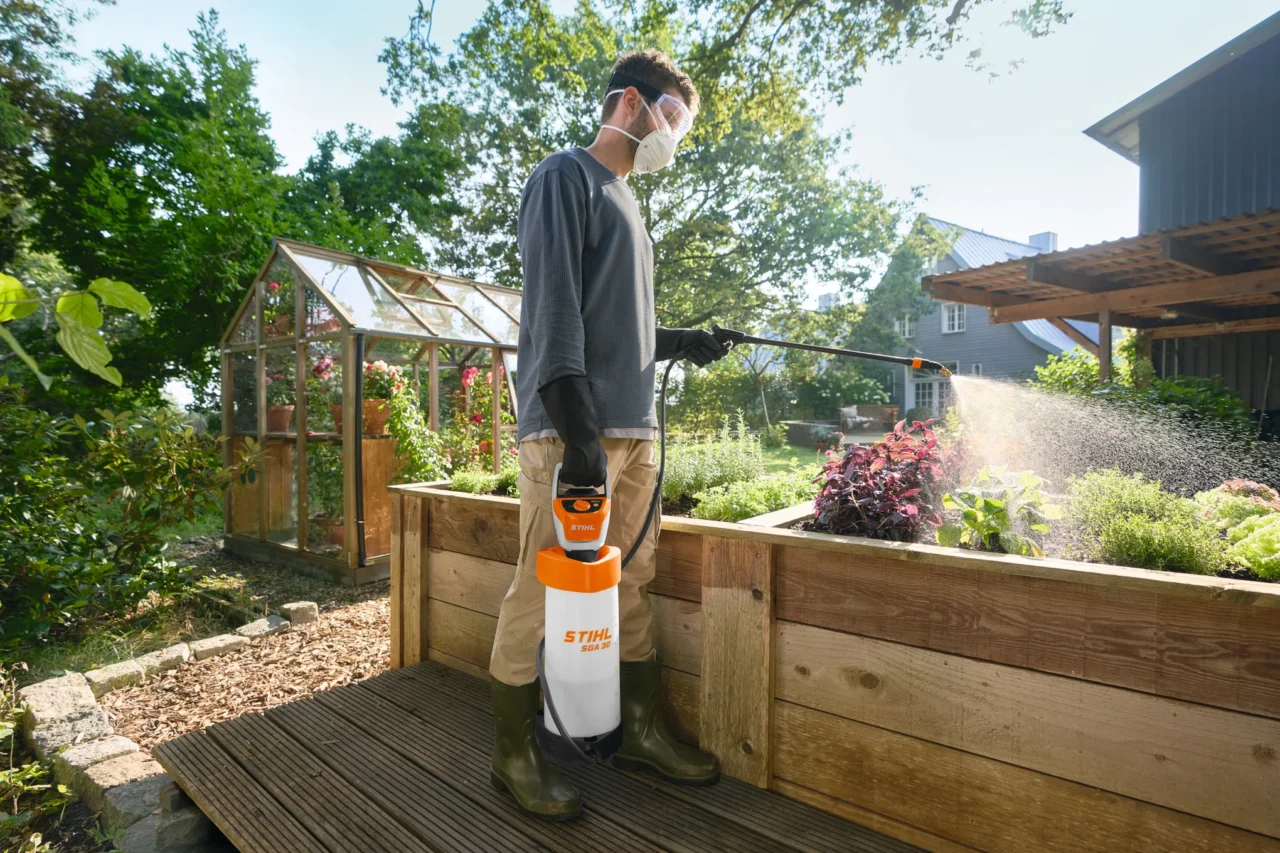 STIHL Pack SGA 30 SET Pulvérisateur à batterie - en situation