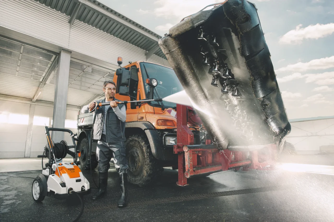 STIHL RE 462 PLUS Nettoyeur haute pression électrique - en situation