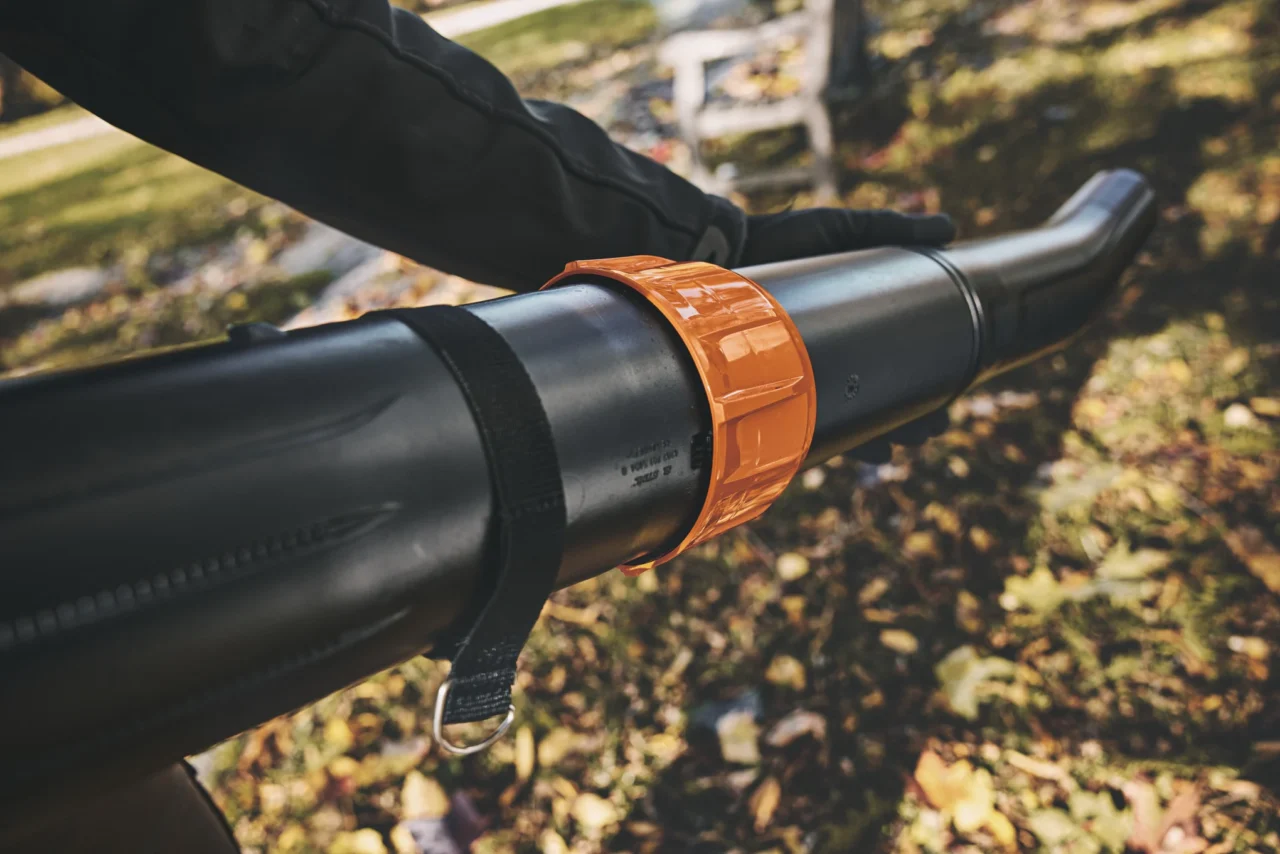 STIHL Souffleur à batterie BGA 300.1 sans batterie ni chargeur - en situation