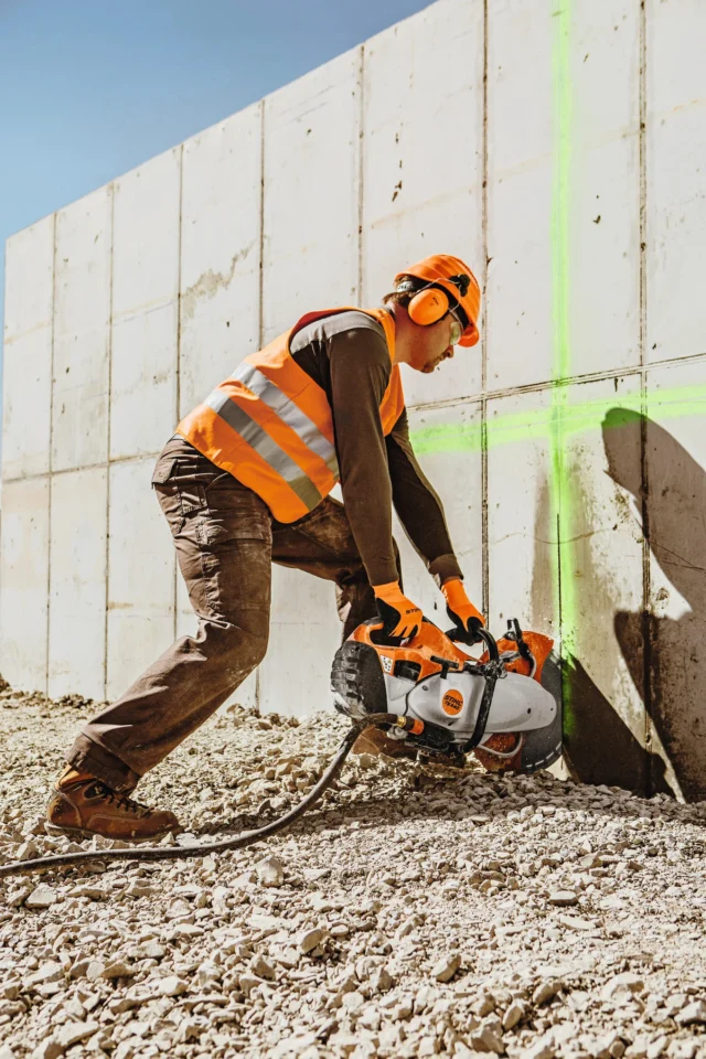 STIHL TS 440 / Disque résine K-ME – Ø 350mm - en situation