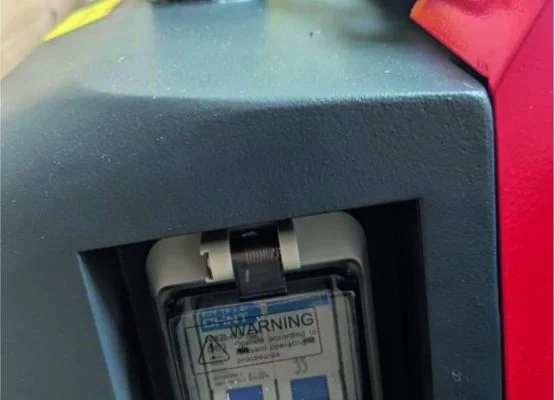 Photo débroussailleuse radicommandée FM24-70V2 intérieur